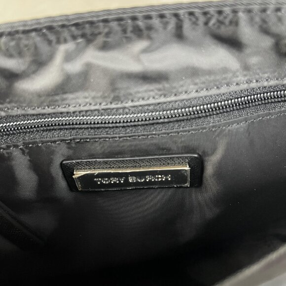 Tory Burch NYLON SMALL MESSENGER in black - Picture 9 of 10